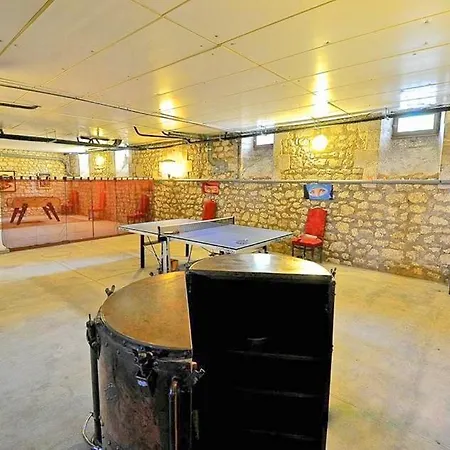 Saint-avit-senieur Chateau Sleeps 8 Pool Air Con